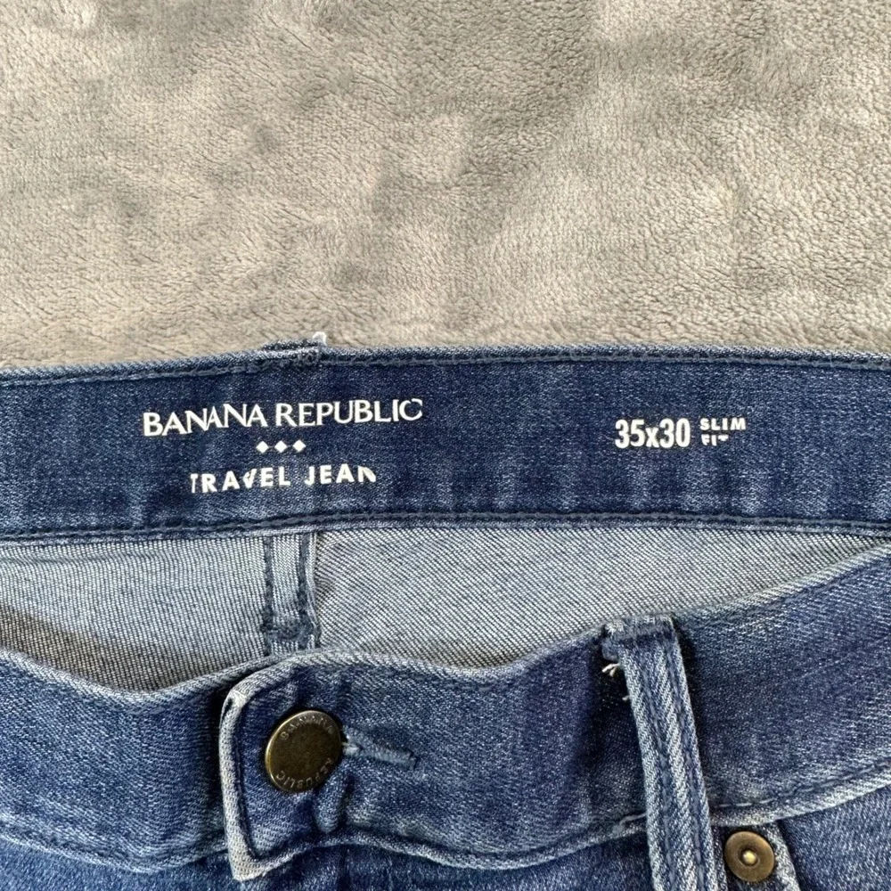 Banana Republic Travel Jean Men's Size 35x30 Slim Fit Blue Medium Wash